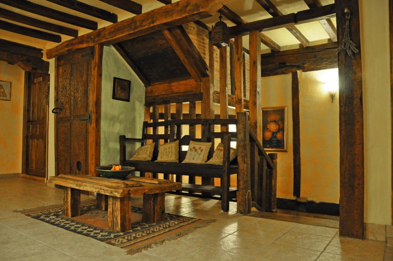 Отель Casa Rural Los Dujos Гальехонес Экстерьер фото