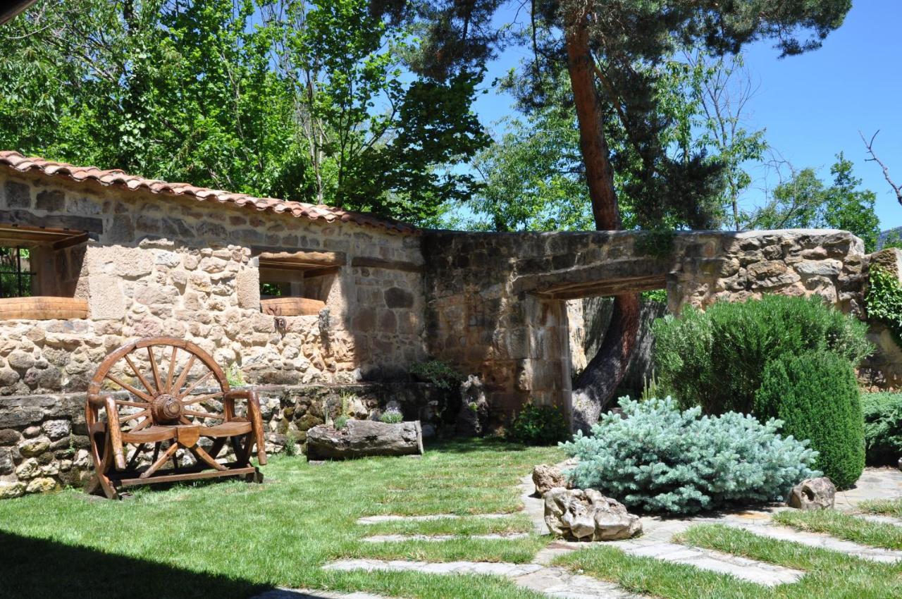 Отель Casa Rural Los Dujos Гальехонес Экстерьер фото